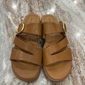 Baretraps Tan Sandals with Gold Accent